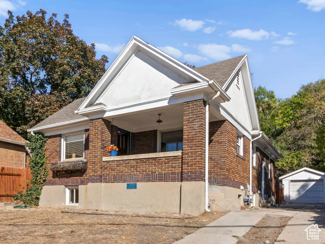 546 N Wall St
                     MLS #2114286