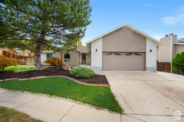 Photo 2 for MLS #2114308 at 9123 S Meadow Ct