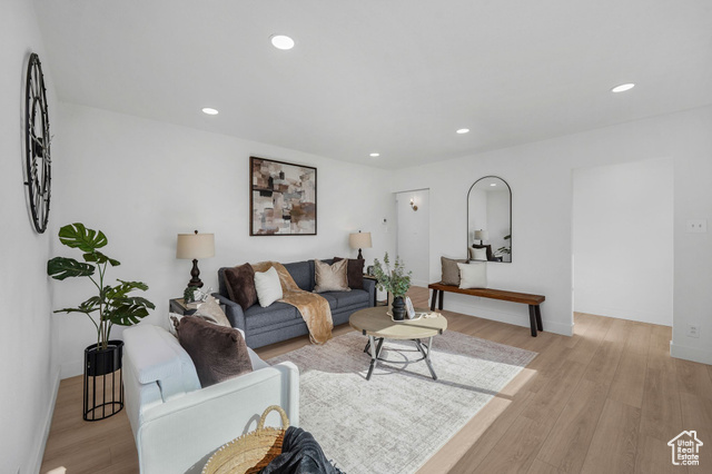 Photo 13 for MLS #2114336 at 4376 W 5055 South