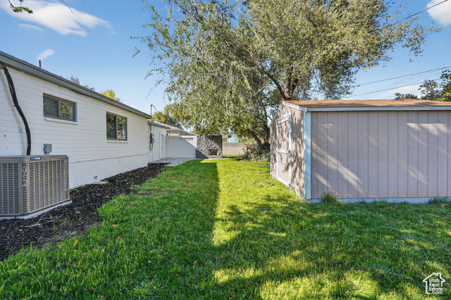 Photo 4 for MLS #2114336 at 4376 W 5055 South