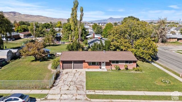 Photo 3 for MLS #2114337 at 626 W 275 South