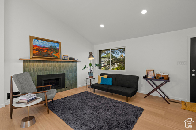 Photo 5 for MLS #2114347 at 74 Park Ln