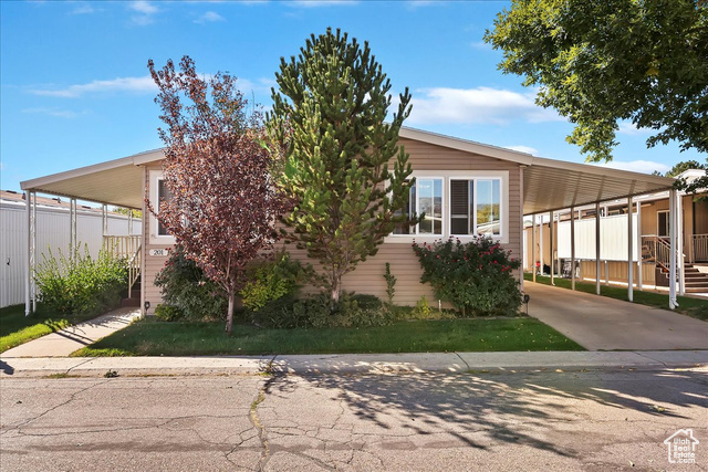 Photo 2 for MLS #2114356 at 1111 N 2000 West #201