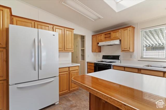 Photo 22 for MLS #2114356 at 1111 N 2000 West #201