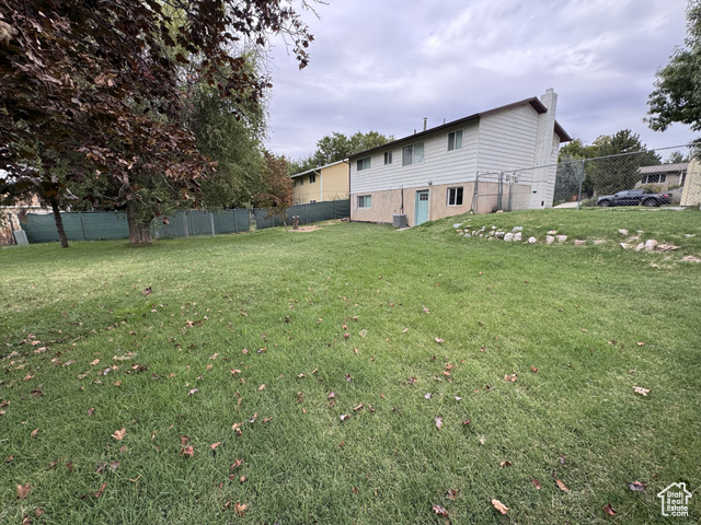 Photo 12 - 4935 S 2875 West, Roy UT 84067