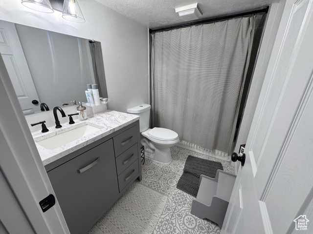 Photo 7 - 4935 S 2875 West, Roy UT 84067