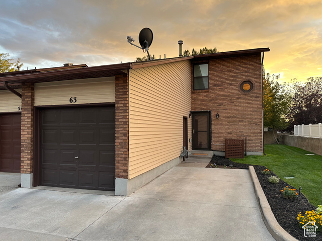 63 E 820 S, Centerville UT 84014