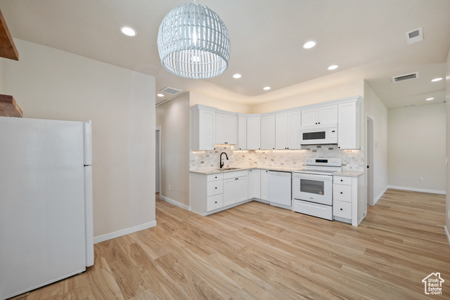 Photo 11 for MLS #2114374 at 553 N 200 East