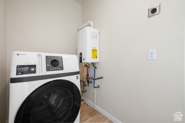 Photo 12 for MLS #2114374 at 553 N 200 East