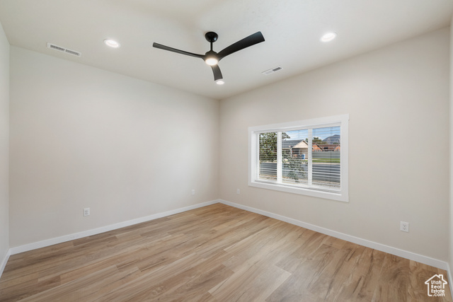 Photo 14 for MLS #2114374 at 553 N 200 East
