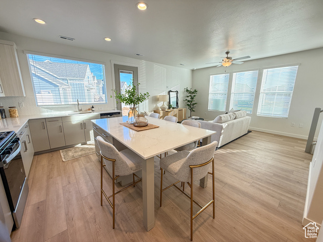 Photo 9 for MLS #2114382 at 4622 W 3725 South #231