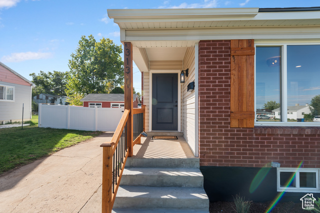 Photo 6 for MLS #2114396 at 313 E 4650 South