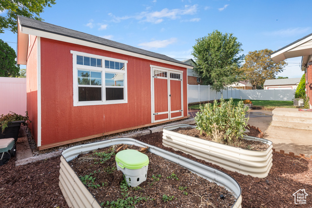 Photo 25 for MLS #2114396 at 313 E 4650 South