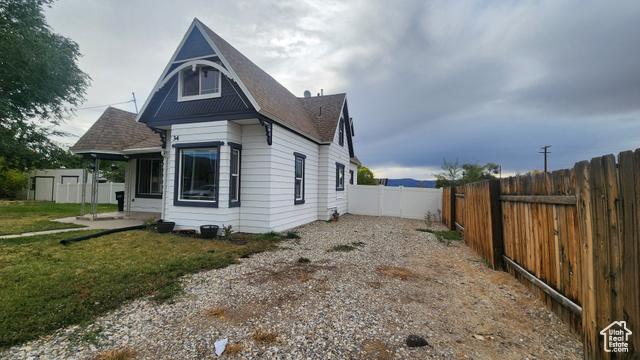 Photo 3 for MLS #2114411 at 34 S 500 West