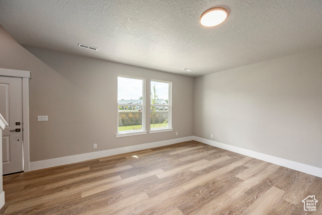 Photo 7 for MLS #2114414 at 2746 E 1060 South