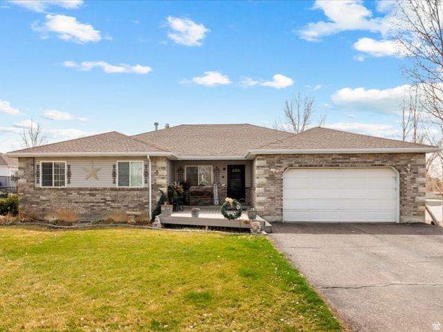 170 E 400 N, Mt Pleasant UT 84647