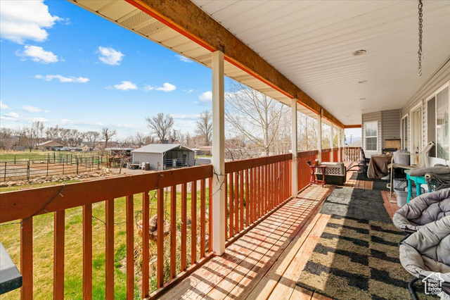 Photo 2 for MLS #2114428 at 170 E 400 North