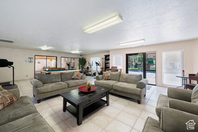 Photo 13 for MLS #2114438 at 275 S Valley Dr #J111