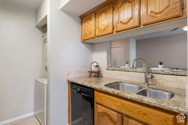 Photo 8 for MLS #2114438 at 275 S Valley Dr #J111