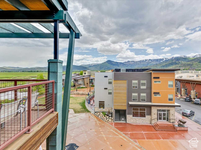 Photo 3 for MLS #2114440 at 1456 Newpark Blvd #417