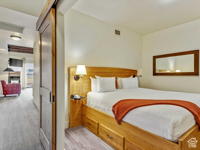 Photo 6 for MLS #2114440 at 1456 Newpark Blvd #417