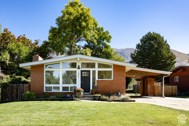 MLS #2114452 - 3360 S Gramercy Ave