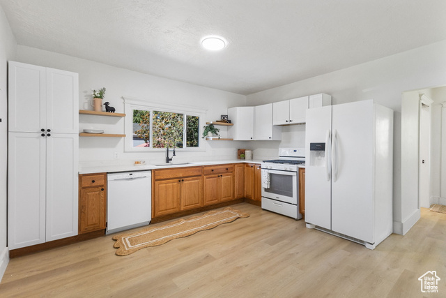 Photo 5 for MLS #2114457 at 520 Chester St