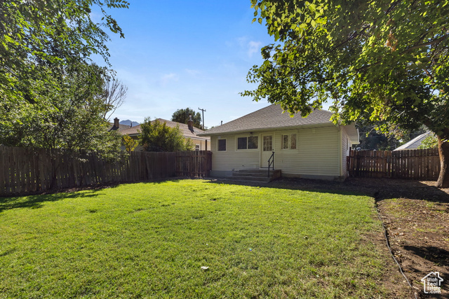 Photo 18 for MLS #2114457 at 520 Chester St