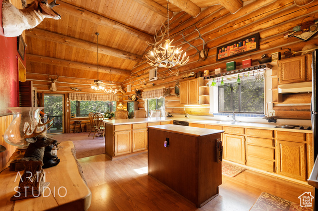Photo 10 for MLS #2114461 at 391 S Cedar Tree Dr