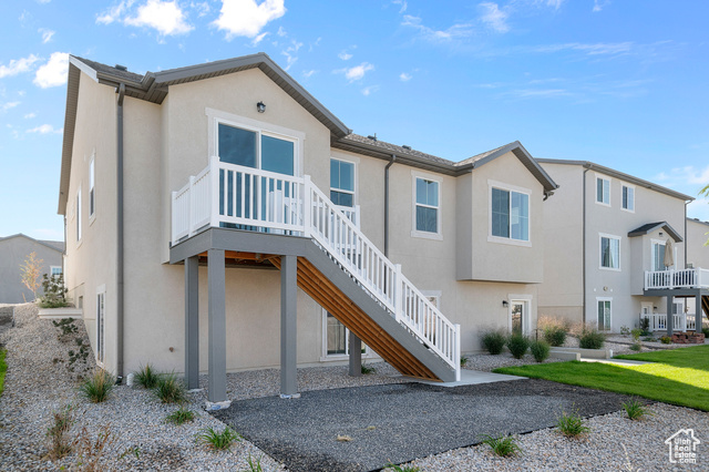 Photo 2 for MLS #2114463 at 2582 S Sinbad Way