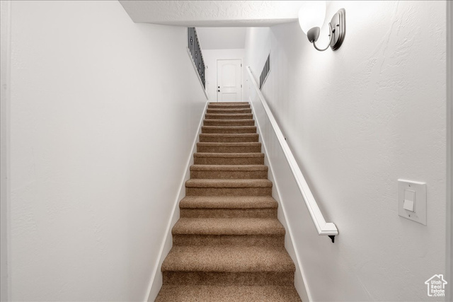 Photo 29 for MLS #2114464 at 3367 Westward Ave