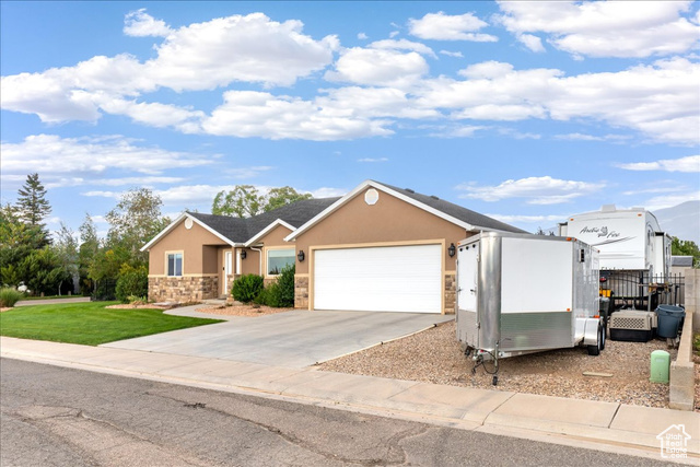 Photo 5 for MLS #2114464 at 3367 Westward Ave