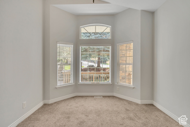Photo 30 for MLS #2114473 at 2059 E Bear Ridge Cv