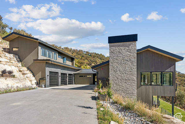 Photo 7 for MLS #2114480 at 2740 Bear Hollow Dr