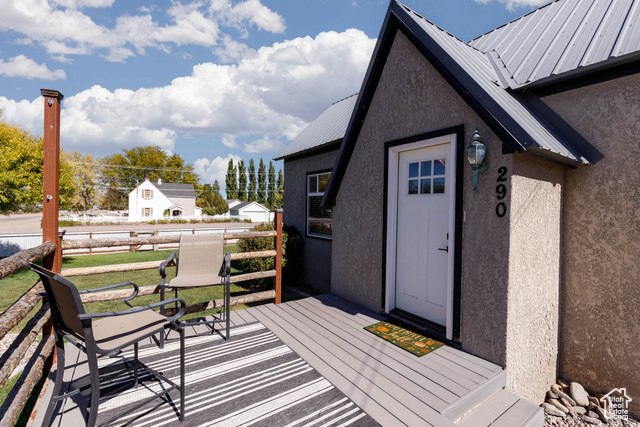 Photo 3 for MLS #2114484 at 290 N 200 East