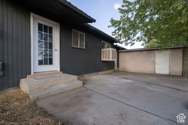 Photo 16 for MLS #2114491 at 1324 E 4000 South