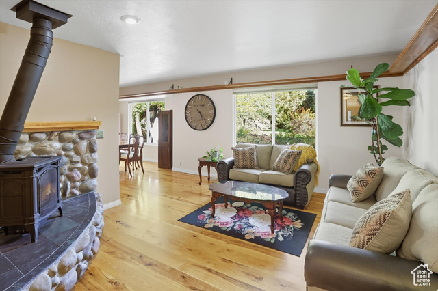 Photo 5 - 1427 E Sheridan Dr, Ogden UT 84404