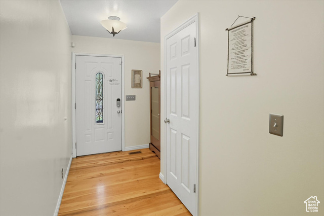 Photo 2 - 1427 E Sheridan Dr, Ogden UT 84404