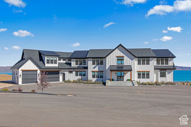 Photo 2 for MLS #2114505 at 158 Cabin Hollow Rd