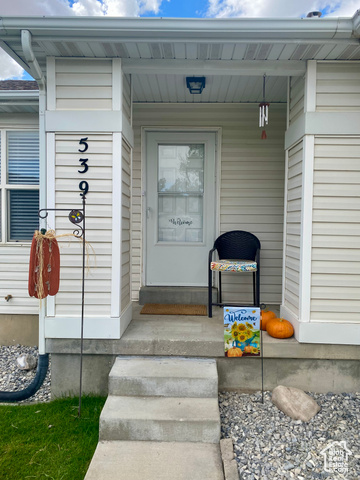 Photo 2 for MLS #2114526 at 539 N 780 East