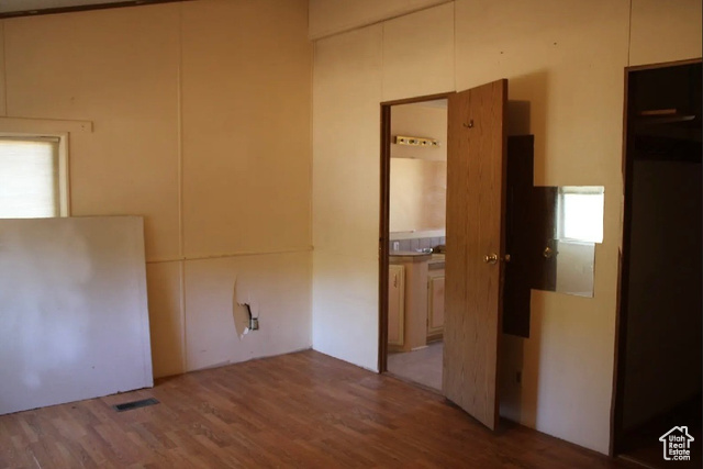 Photo 8 for MLS #2114530 at 1135 Duchesne Ave