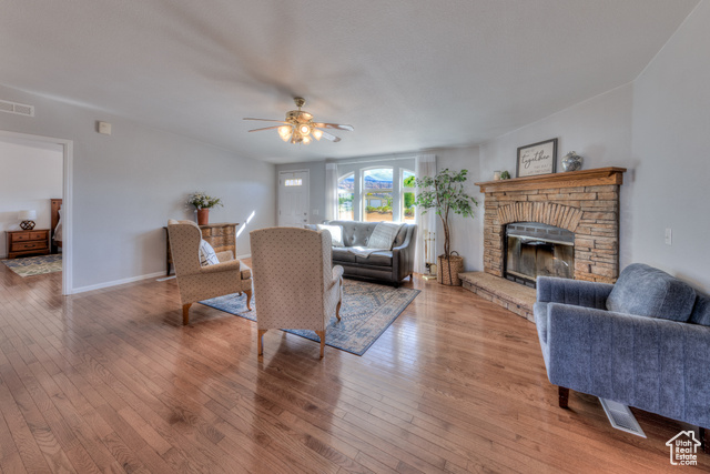 Photo 9 for MLS #2114536 at 33 Merriam Ct