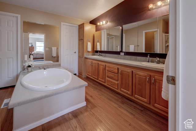 Photo 18 for MLS #2114536 at 33 Merriam Ct