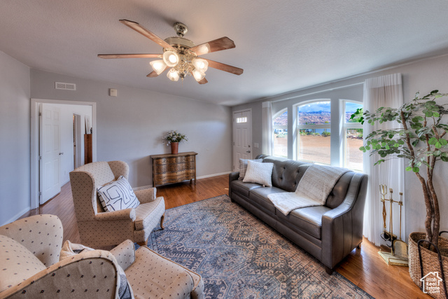 Photo 8 for MLS #2114536 at 33 Merriam Ct