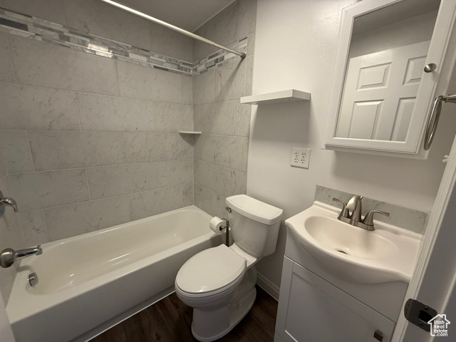 Photo 17 for MLS #2114537 at 330 N State St