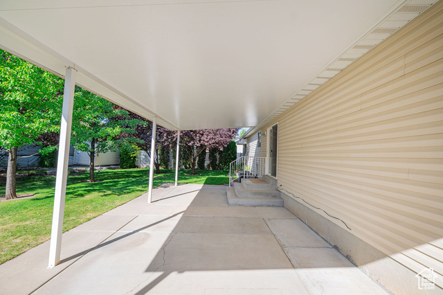 Photo 23 for MLS #2114581 at 1127 W 5150 South