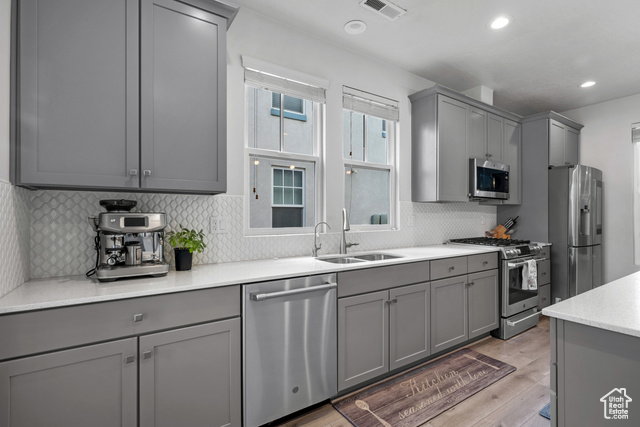 Photo 7 for MLS #2114586 at 4652 W Isla Daybreak Rd #128