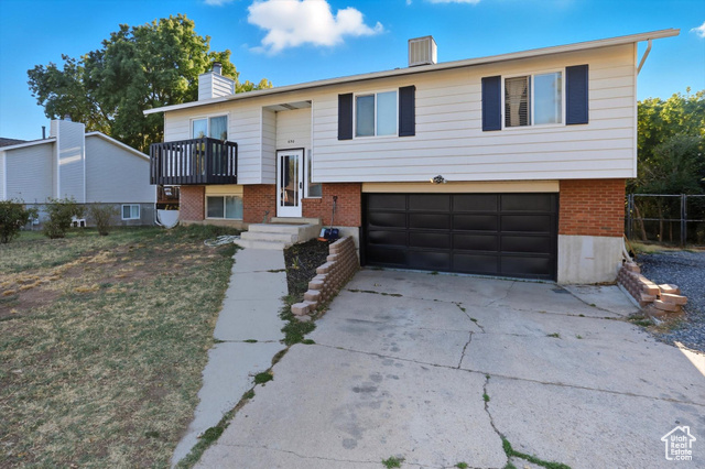Photo 36 for MLS #2114587 at 690 Barlow St