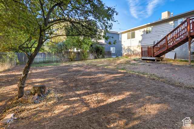 Photo 33 for MLS #2114587 at 690 Barlow St