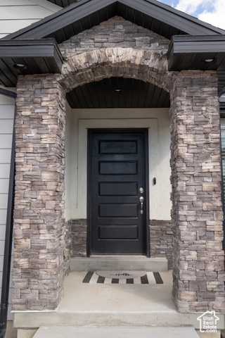 Photo 3 for MLS #2114601 at 111 S Jodi Ln